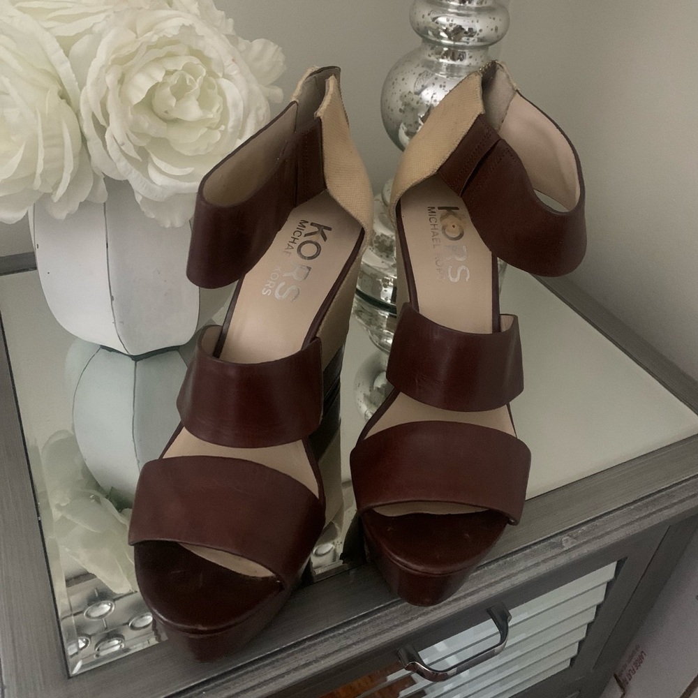 Michael Kors Women's Brown Leather Sandals